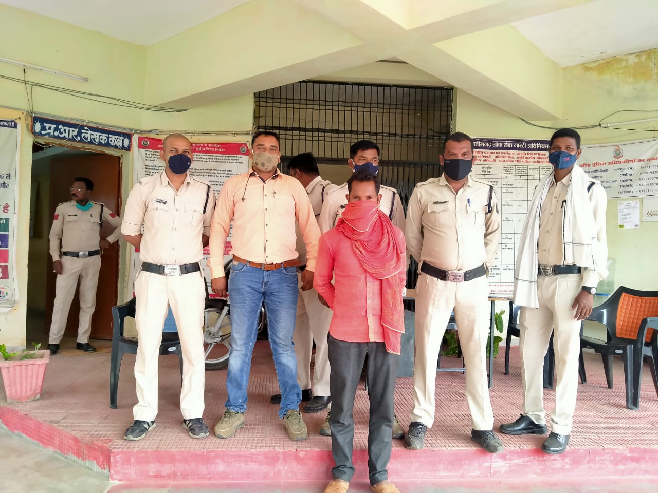 ड्यूटी में तैनात नर्श से विवाद, आरोपी को खडगवां पुलिस ने भेजा जेल