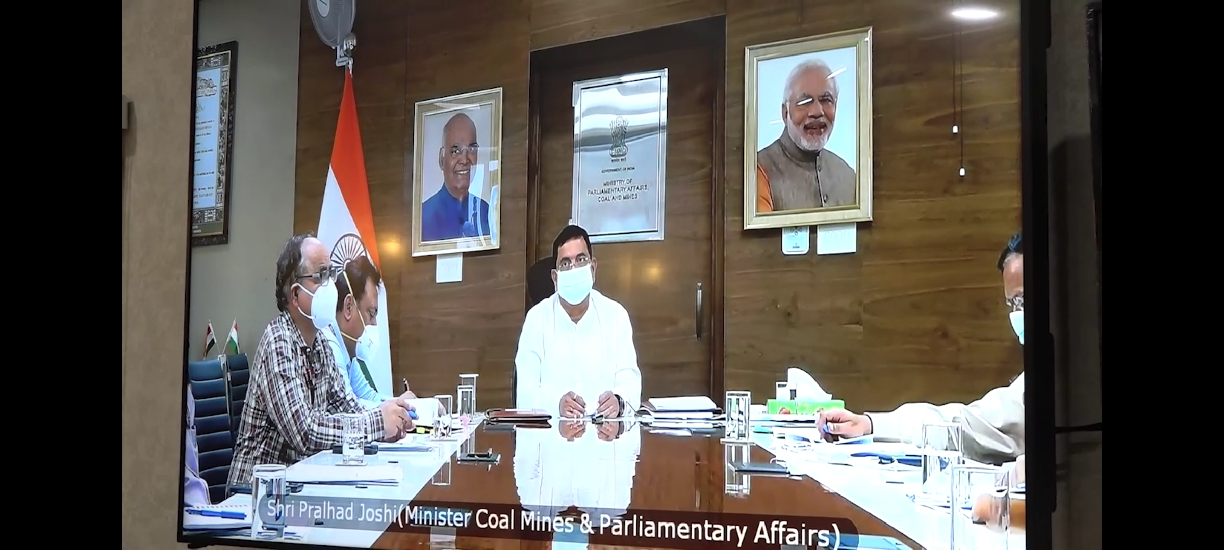 केन्द्रीय खान एवं कोयला मंत्री ने देश में सबसे पहले खनिज ब्लॉकों की नीलामी की तैयारी शुरू करने पर छत्तीसगढ़ की सराहना की