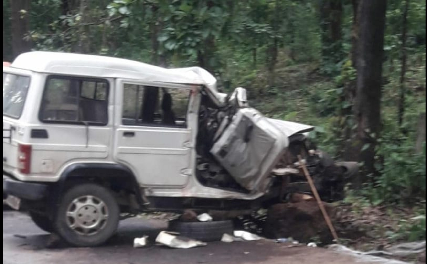 शासकीय आबकारी वाहन और ट्रक में भिड़ंत नायब तहसीलदार सतीश कृशान व उनके दो साथी की मौत 