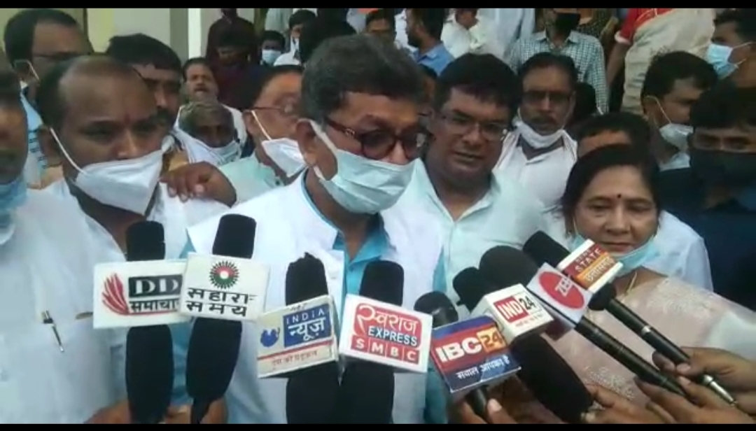 कोरिया जिला प्रवास में आये महंत ने कहा कि कल मनेन्द्रगढ़ में कुंछ अच्छा होने वाला है