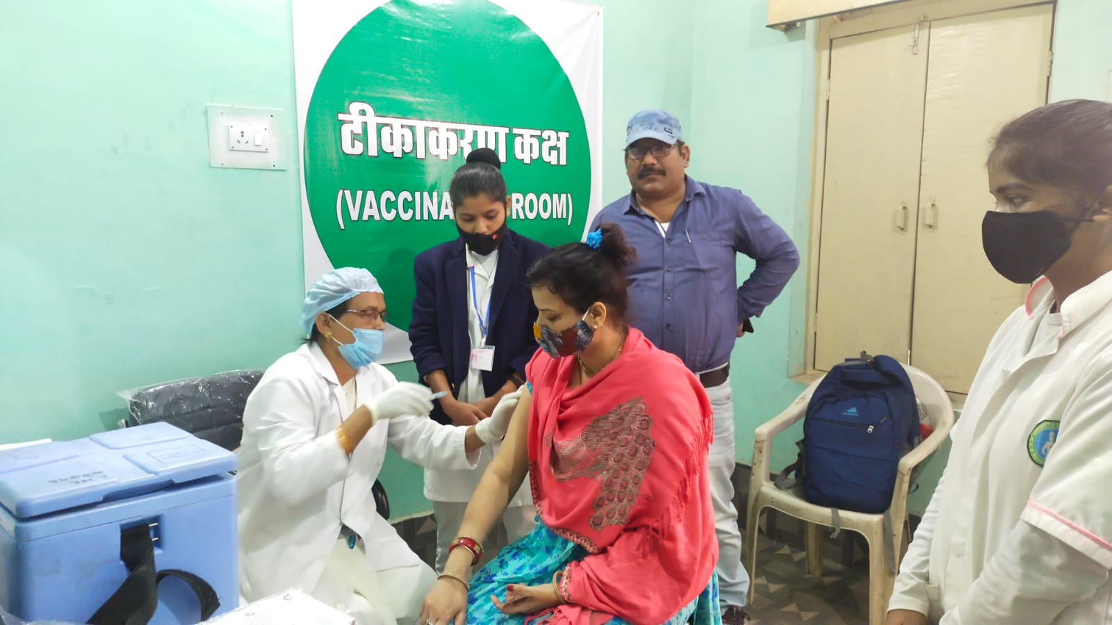 वैक्सीनेशन अभियान में आज 70 हज़ार तक पहुंचा टीकाकरण का आंकड़ा, कलेक्टर धावड़े के नेतृत्व में प्रशासनिक अमले और स्वास्थ्य कर्मियों की अथक मेहनत से पूर्ण..