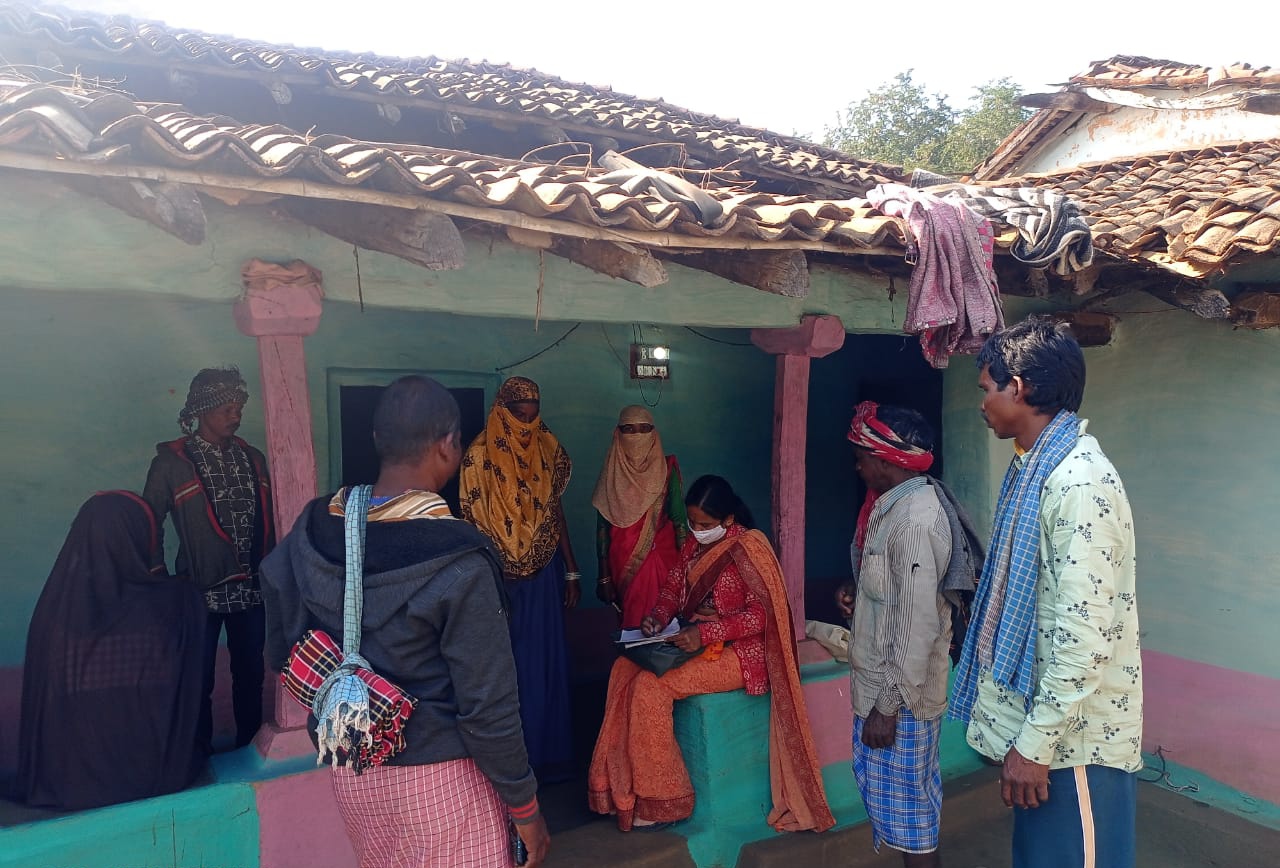 ग्राम नेवारीबहरा में परिजनों को समझाईश देकर रूकवाया गया बाल विवाह&rsquo;