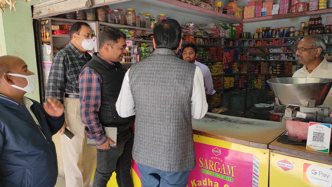 स्वच्छता सर्वेक्षण 2022 की तैयारी&rsquo; नगर निगम चिरमिरी में प्रतिबंधित सिंगल यूज़ प्लास्टिक के इस्तेमाल पर 6 दुकानों पर हुई चालानी कार्यवाही