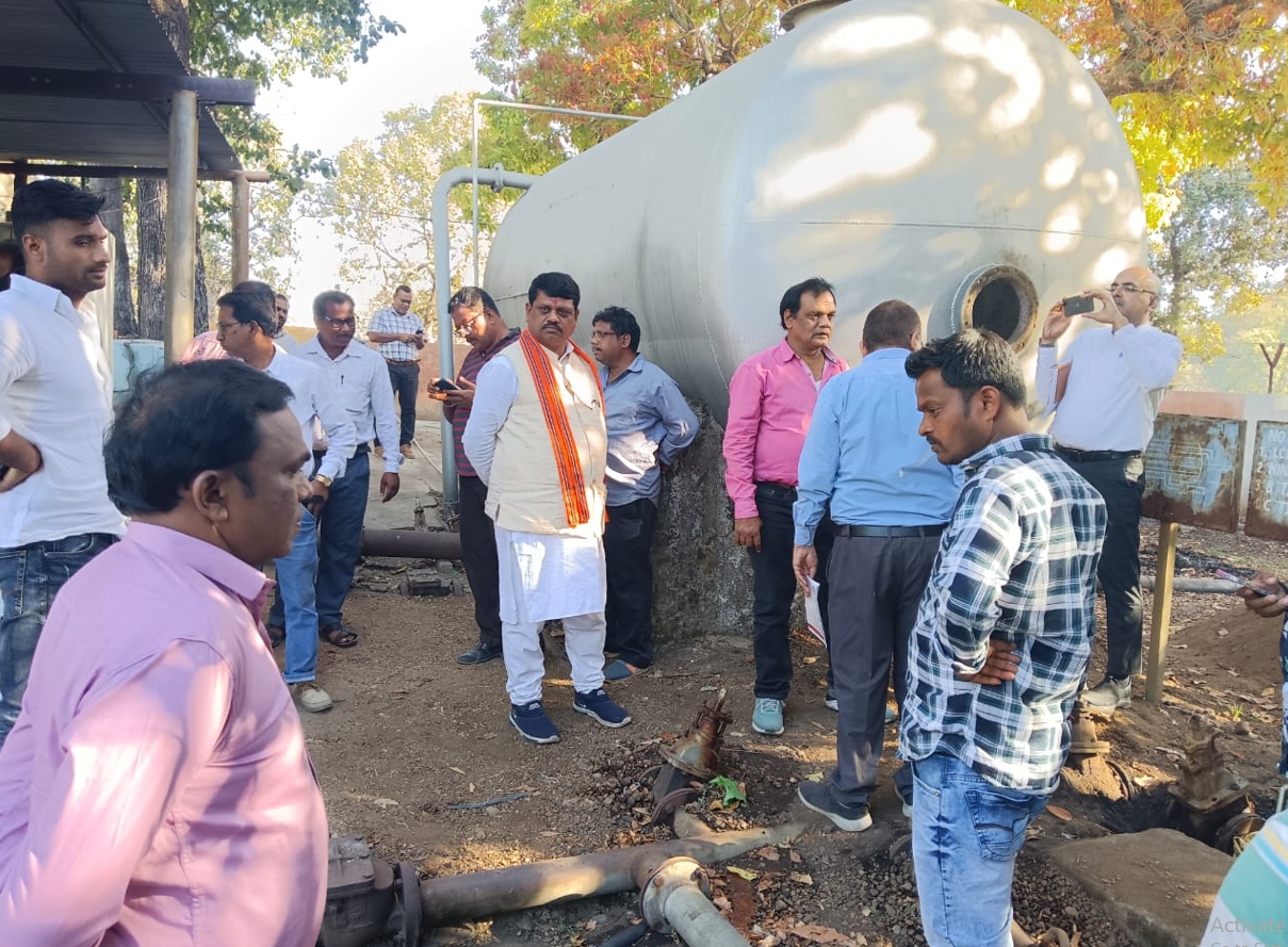 महापौर ने पेयजल समस्या निराकरण के लिए किया दौरा नगर वासियों को शुद्ध पेयजल उपलब्ध कराना मेरा प्रथम कर्तव्य होगा महापौर राम नरेश राय