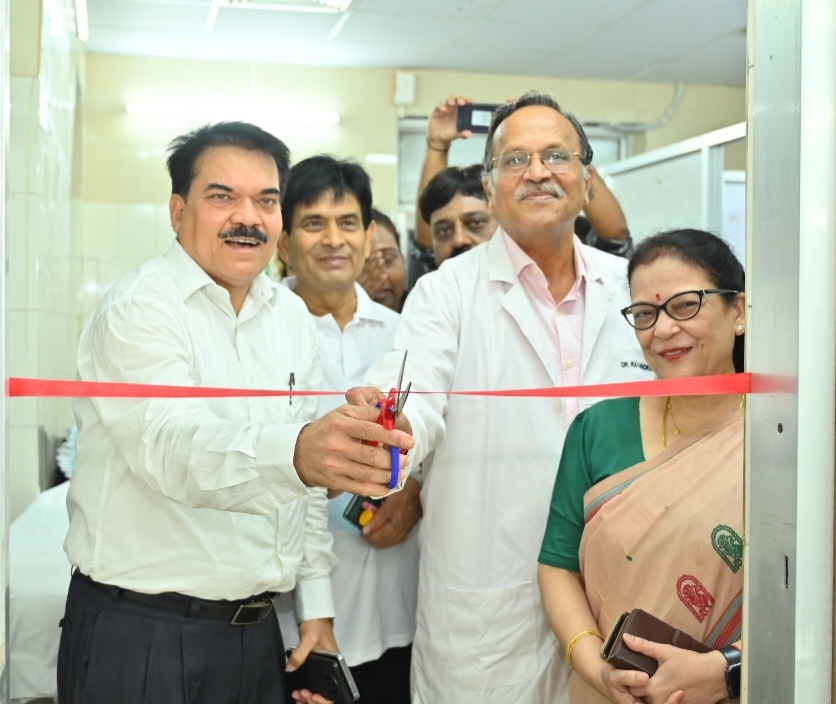 जेएलएन चिकिसालय एवं अनुसंधान केन्द्र में विश्व रक्तदाता दिवस केंद्रित स्वैच्छिक रक्तदान शिविर संपन्न