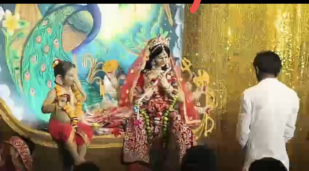 बांसपारा में धमतरी की रानी विराजमान भक्तों का लगा तांता 