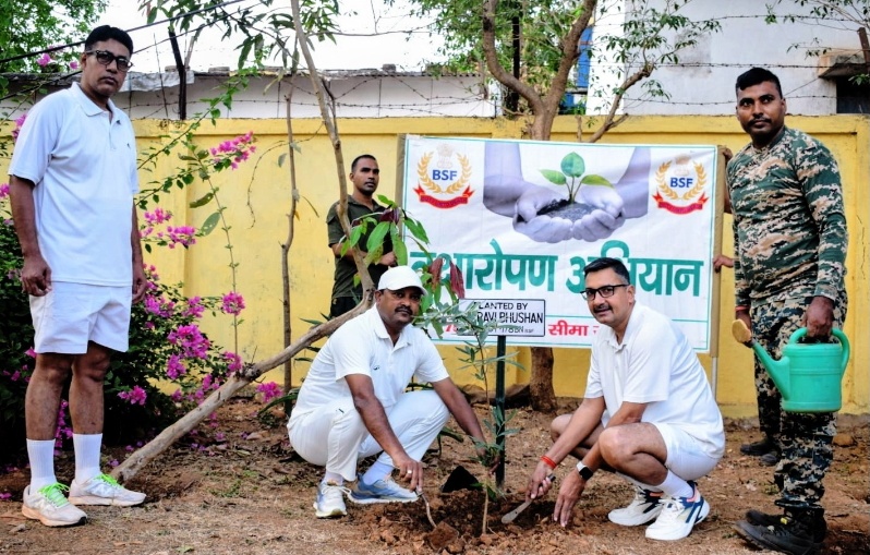 विश्व पर्यावरण दिवस पर बीएसएफ छत्तीसगढ़ का हरित संकल्प  5000 से अधिक पौधों का वृक्षारोपण
