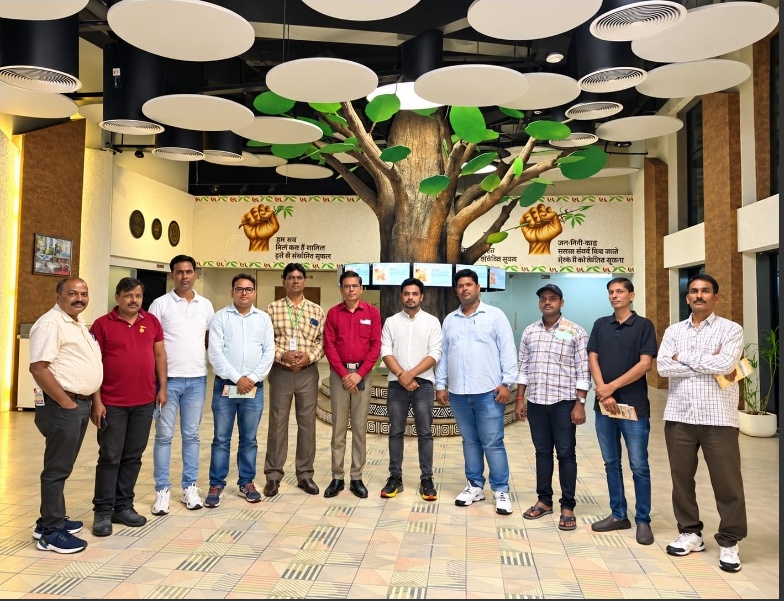 ओडिशा मीडिया प्रतिनिधिमंडल ने आदिवासी स्वतंत्रता सेनानी संग्रहालय का दौरा किया  यह संग्रहालय आदिवासी प्रतिरोध और भारत के स्वतंत्रता संग्राम में उनके योगदान का इतिहास प्रस्तुत करता है।