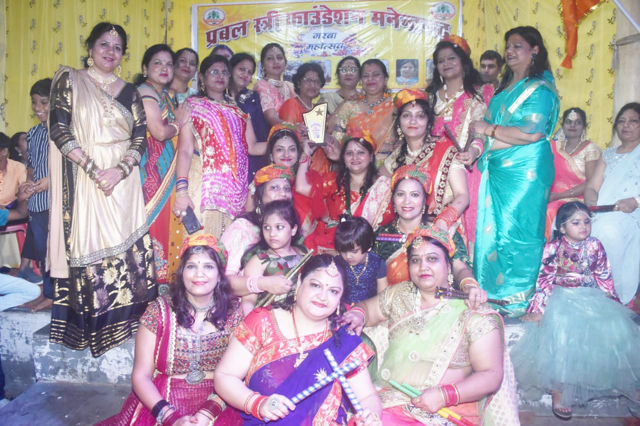 महिलाओं का सम्मान करना ही नवरात्रि का सच्चा अर्थ - डॉ रश्मि सोनकर।