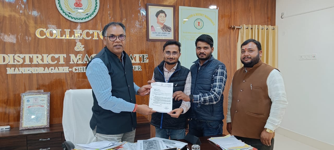 शासकीय भवनों और कार्यालयों में छत्तीसगढ़ महतारी का छायाचित्र लगाना अनिवार्य- सौरव मिश्रा प्रदेश के गौरवशाली इतिहास को स्मरण कराने हो रहा प्रयास