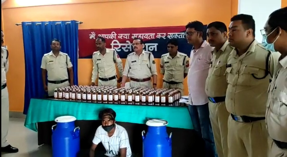 दूध के डब्बे से निकला अवैध शराब पुलिस ने किया जप्त