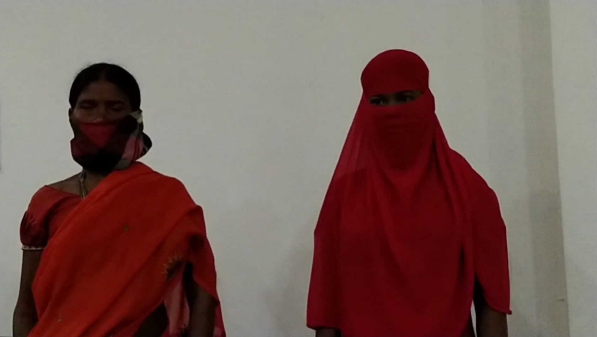 नाबालिक बालिका ने  नक्सलियों के चंगुल से भागकर अपने माँ के साथ किया आत्मसमर्पण