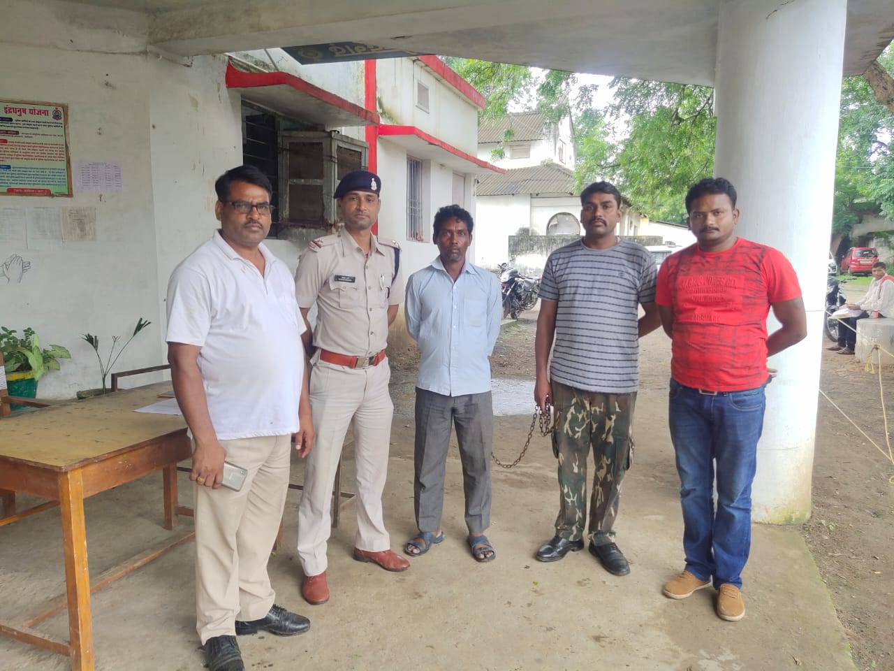 गैंगरेप के सालों से फरार आरोपी को चिरमिरी पुलिस ने गिरफ्तार कर न्यायालय पेश किया