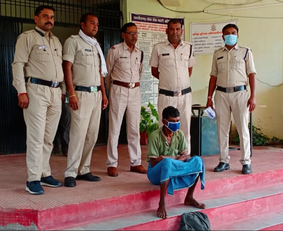  गांजा परिवहन करते एक आरोपी को पुलिस ने किया गिरफ्तार