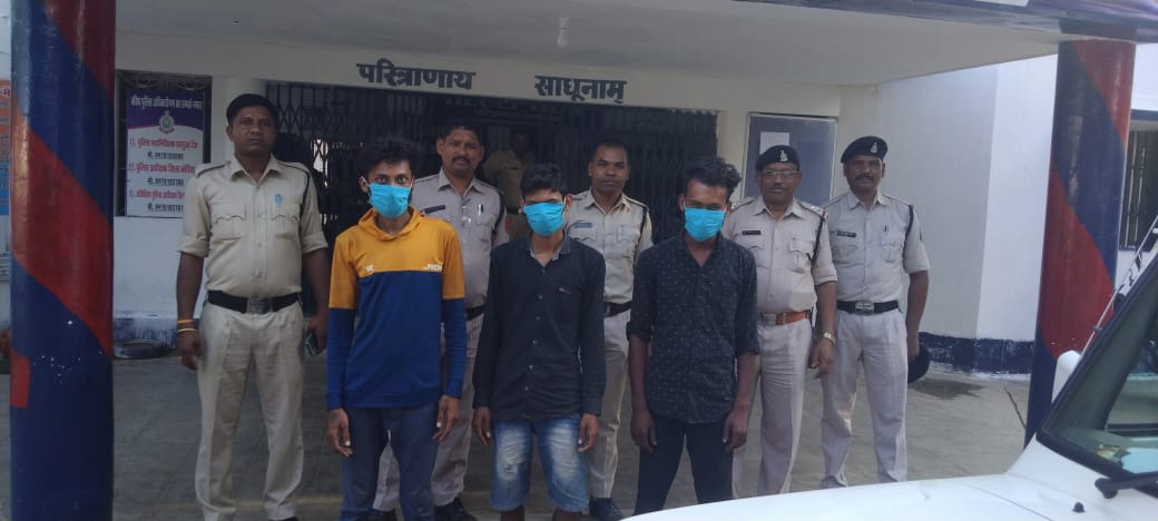 लूट के आरोपी 24 घंटे के अंदर गिरफ्तार, थाना बैकुंठपुर की त्वरित कार्यवाही