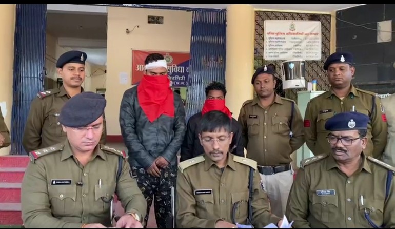 अर्न्तराजीय चोर गिरोह चढ़े चिरमिरी पुलिस के हत्थे..