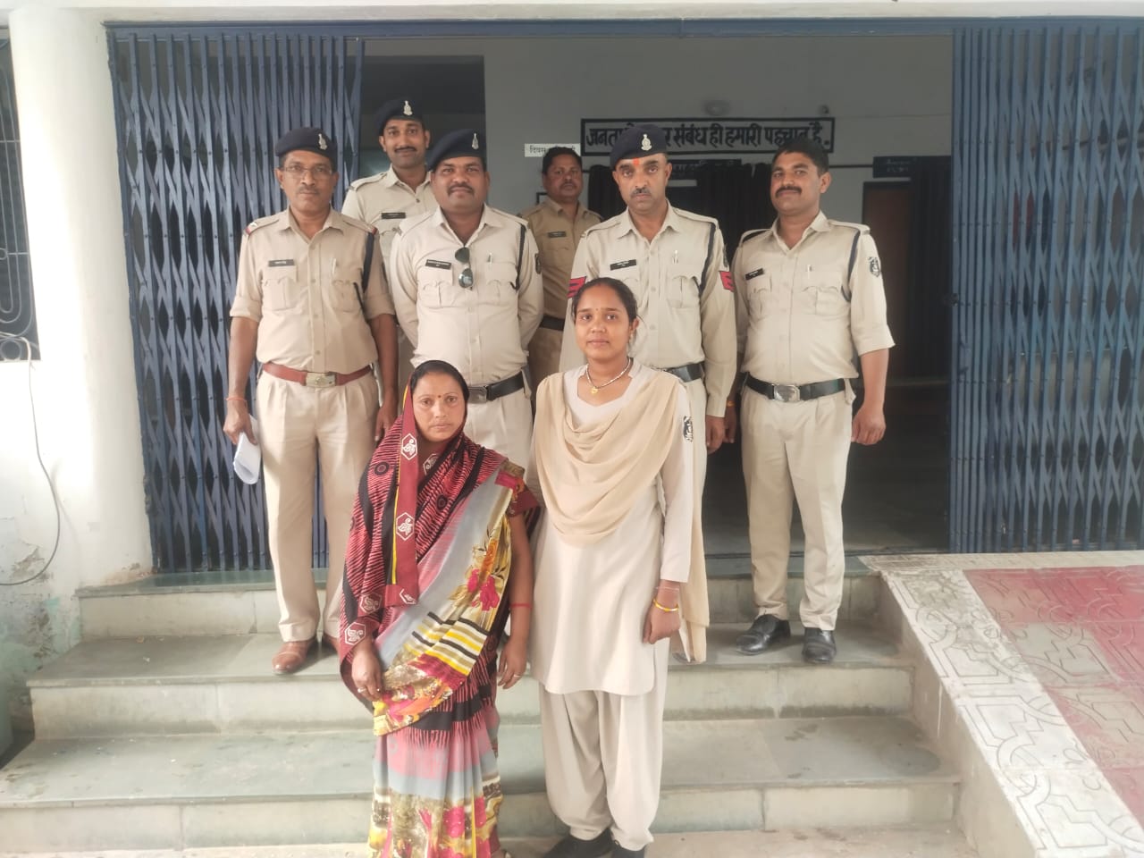 अवैध नशीली इंजेक्शन एवं सिरप के साथ एक महिला को पटना पुलिस ने गिरफ्तार किया