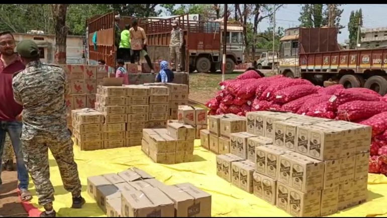 प्याज बोरिया की आड़ में मध्य प्रदेश की अवैध विदेशी शराब की तस्करी लगभग 42 लाख