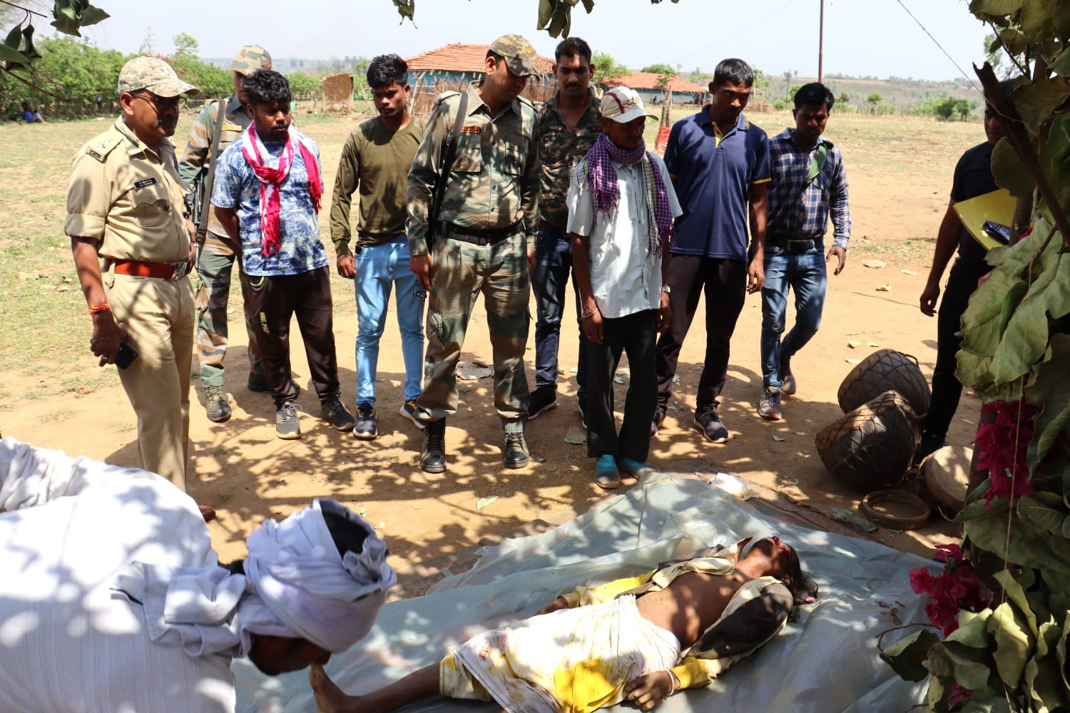 पत्नी की  चरित्र पर शंका कर आदिवासी बैगा ने मौत का किया तांडव टाँगी के  प्रहार से 2 की मौके पर मौत 2 गंभीर रूप से घायल