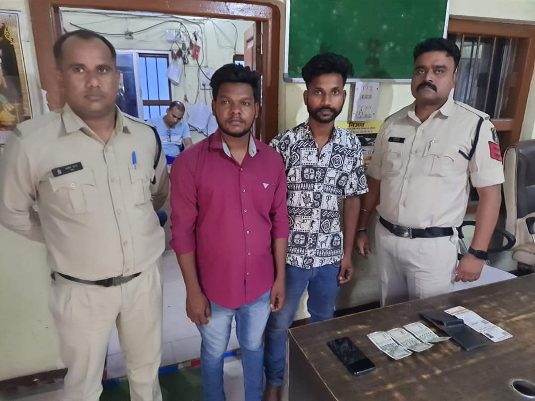 पहले मांगा प्यार से लिफ्ट फिर लुटलिया सारा सामान अगर आप भी देते हैं किसी को लेट तो रहिएगा सावधान