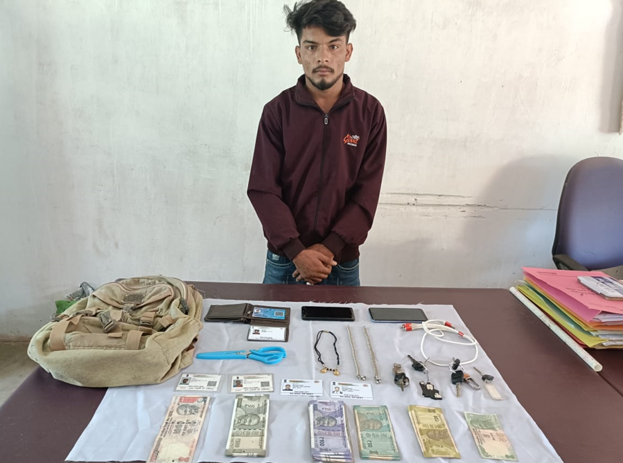 चोरी के वारदात को अंजाम देने वाले आरोपी को पड़कने में बस्तर पुलिस को मिली सफलता  
