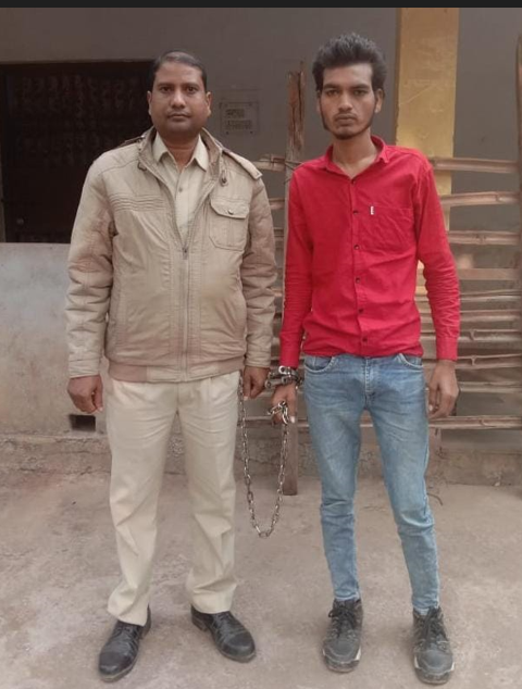  किराना दुकान के ठेला में ताला तोडकर चोरी करने वाले फरार आरोपी को पुलिस द्वारा गिरफ्तार कर न्यायिक रिमांड पर भेजा गया 