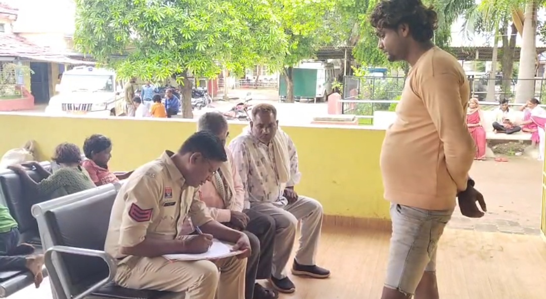 दो गुटों में बलवा एक की मौत चार घायल