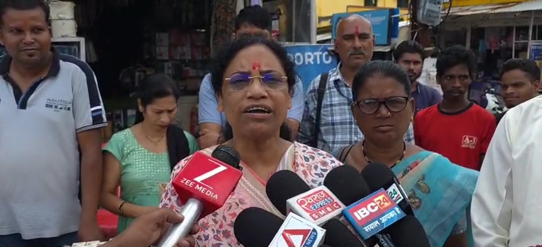 कोण्डागांव नक्सली मुठभेड़ में विवाद कांग्रेस ने लगाया फर्जी मुठभेड़ का आरोप, घायल ग्रामीण अस्पताल में भर्ती भाजपा ने कहा स्वार्थ के लिए मुद्दा बना रहे