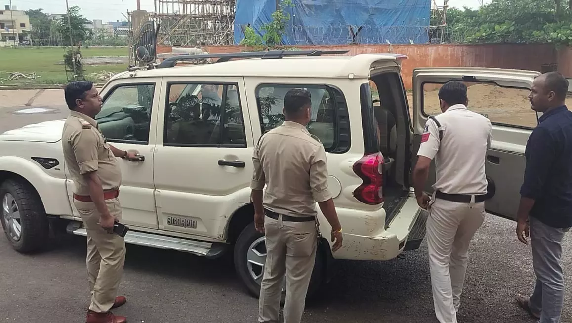 अफगानिस्तान से रायपुर तक ड्रग्स की डिलीवरी! 2 युवतियों समेत 5 गिरफ्तार, करोड़ों की हेरोइन बरामद