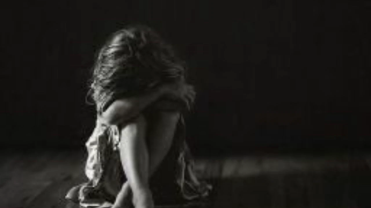 11 साल की बच्ची हुई प्रेग्नेंट, 8 महीने तक पड़ोसी करता रहा रेप; फिर ऐसे हुआ घिनौनी हरकत का खुलासा