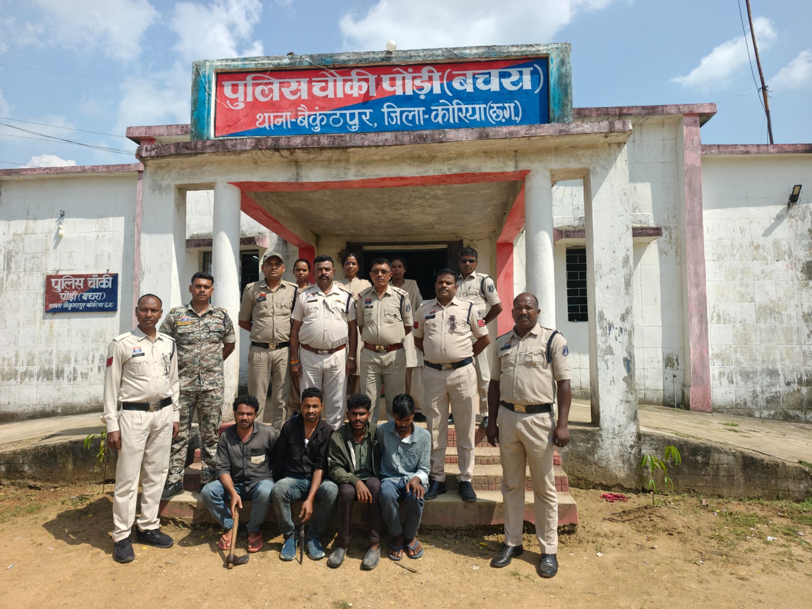 गौवंश हत्या मामले में 30 घंटे के भीतर 5 आरोपी गिरफ्तार पुलिस ने गौ मांस के अवशेष, टांगी और चाकू किया जब्त