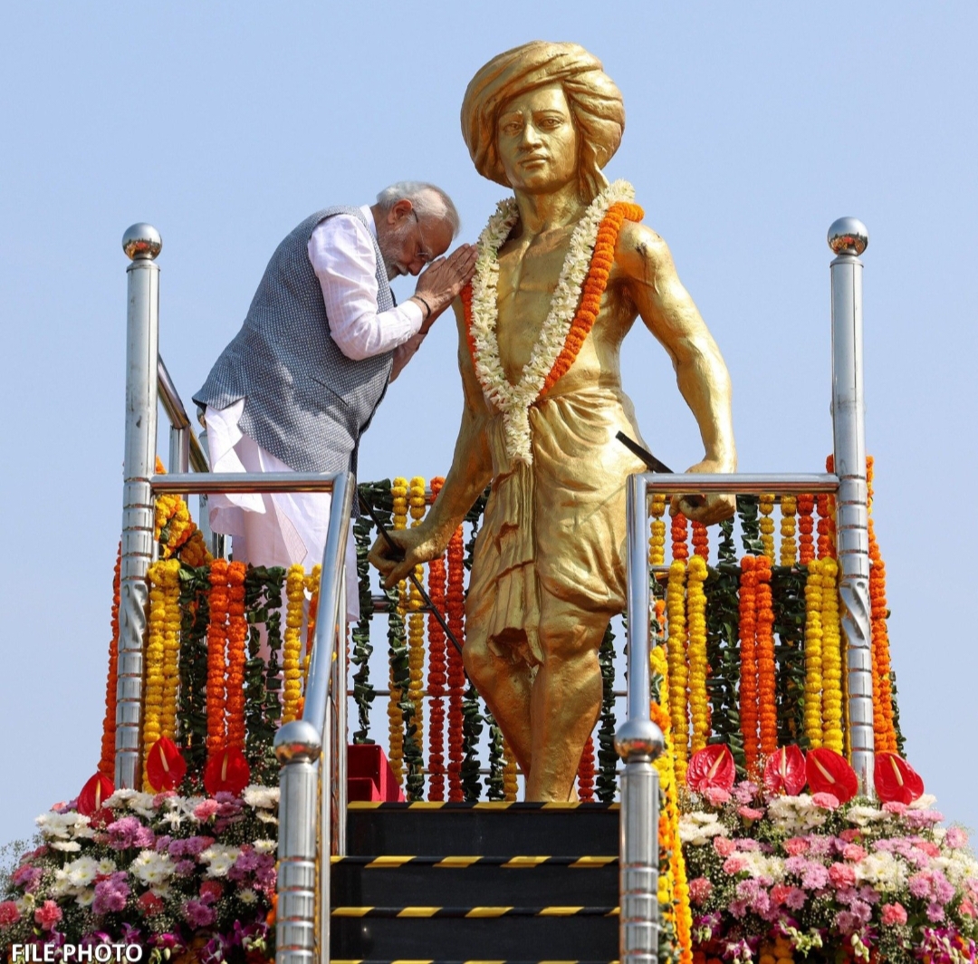 प्रधानमंत्री श्री नरेन्&zwj;द्र मोदी ने भगवान बिरसा मुंडा को श्रद्धांजलि अर्पित की