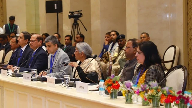 भारी भरकम टैक्स आने वाला है! महंगे होंगे ये आइटम्स, जल्द हो सकता है बड़ा ऐलान