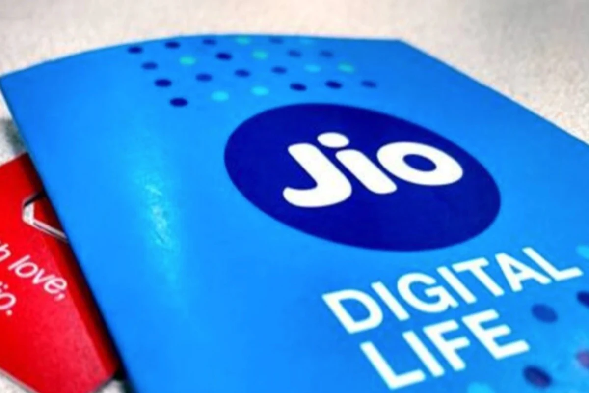 सिर्फ चाहिए कॉलिंग रिचार्ज? तो Jio के इन सस्ते प्लान्स से होगी अनलिमिटेड बात