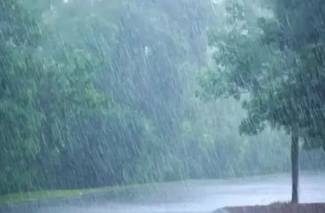 Heavy Rain Alert: अगले 24 घंटे तक&hellip;इन राज्यों में गरज-चमक के साथ भारी बारिश की संभावना, IMD ने जारी किया &lsquo;रेड&rsquo; और &lsquo;ऑरेंज&rsquo; अलर्ट