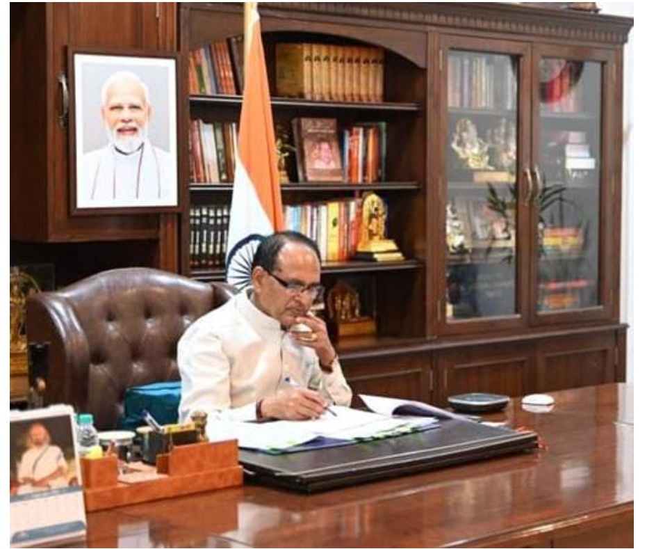 केंद्रीय कृषि मंत्री श्री शिवराज सिंह चौहान ने उच्चस्तरीय बैठक में की कृषि क्षेत्र की प्रगति की समीक्षा