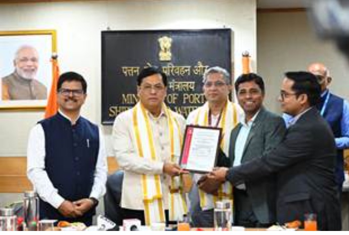 कार्बन उत्सर्जन में 45 प्रतिशत की कमी के साथ वीओ चिदंबरनार बंदरगाह हरित समुद्री विकास के लिए एक आदर्श के रूप में उभरा सरबानंदा सोनोवाल
