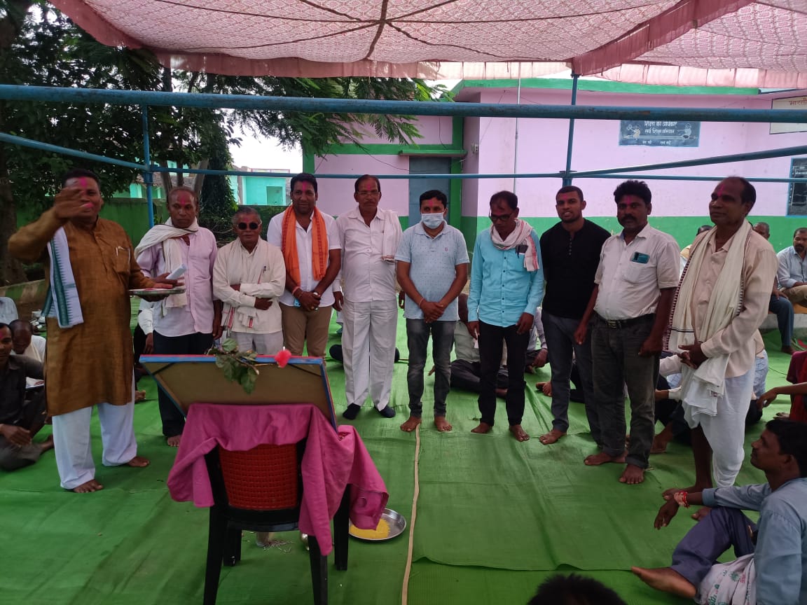 ग्रामीण सेवा सहकारी समिति सपोस अन्तर्गत 10 ग्रामो के सदस्यों के समक्ष संपन्न हुआ