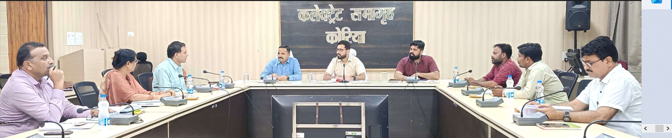 कलेक्टर ने आरटीई के तहत दाखिल बच्चों के साथ भेदभाव नहीं करने पर दिया जोर