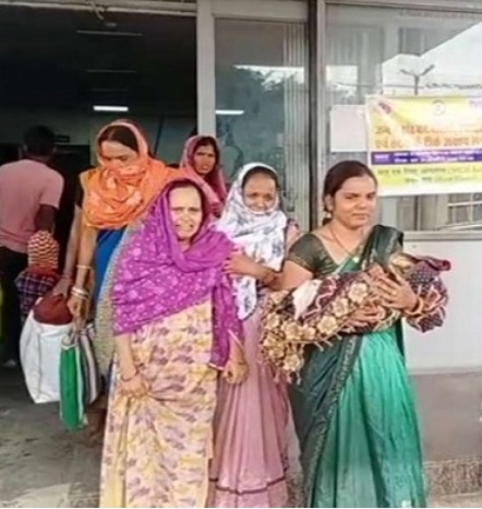 अंबिकापुर: मेडिकल कॉलेज में 4 नवजातों की मौत को लेकर हंगामा... प्रभारी मंत्री डहरिया ने बुलाई आपात बैठक...