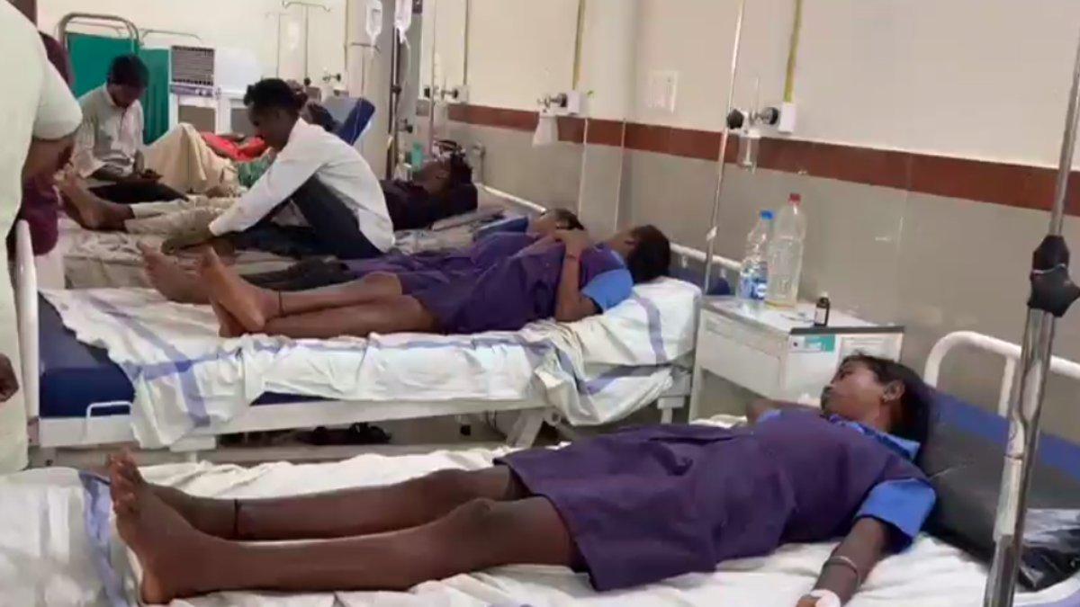 मध्यान्ह भोजन खाने के बाद 12 से अधिक बच्चों की बिगड़ी तबीयत, सभी सिविल अस्पताल में भर्ती, मचा हड़कंप