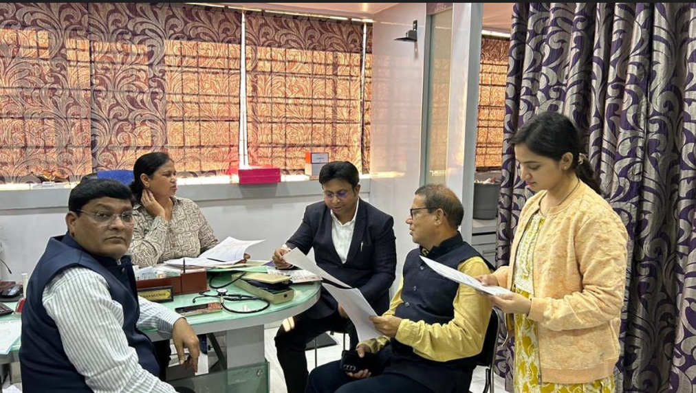  अस्पतालों में स्वास्थ्य विभाग की टीम ने दी दबिश, पैथोलॉजी लैब सील