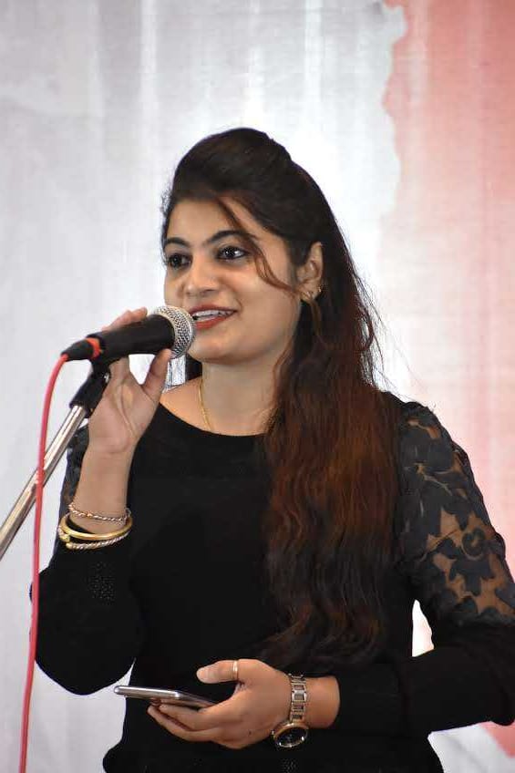 रत्न श्री सम्मान से सम्मानित हुई अलीशा