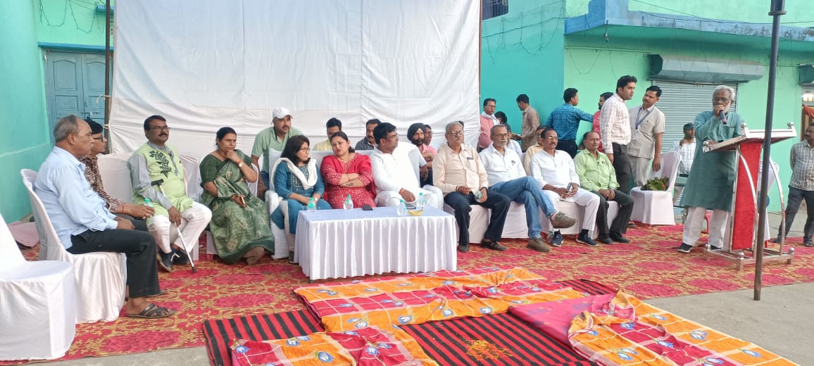 47.00 लाख की लागत से तैयार होने वाली बी.टी. रोड़ नवीनीकरण का विधायक, महापौर ने किया भूमिपूजन.. आमजनों को आवागमन में मिलेगी सुविधा । 