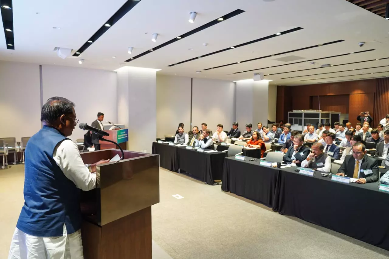 CM विष्णु देव साय ने दक्षिण कोरियाई निवेशकों के सामने छत्तीसगढ़ की संभावनाएं रखीं, KITA के साथ इन्वेस्टर कनेक्ट कार्यक्रम में हुई चर्चा