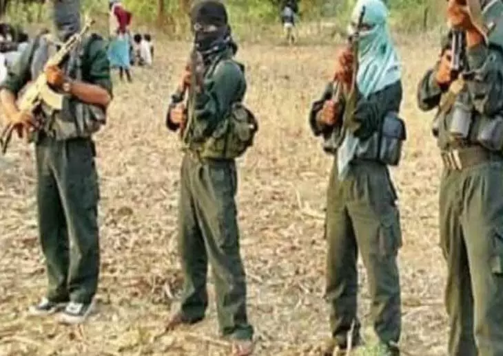 शिक्षा पर हमला: बीजापुर में नक्सलियों ने शिक्षादूत की हत्या कर फैलाई दहशत, अब तक 9 की ले चुके जान