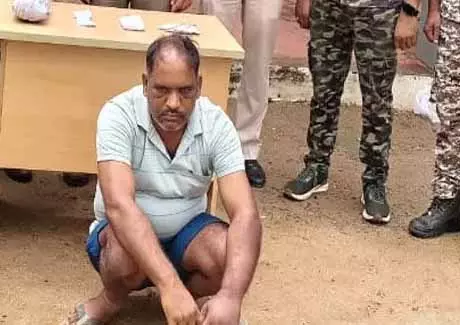 दोस्ती के पीछे छिपा खौफनाक राज़: शिक्षक ने ही दोस्त की हत्या कर नदी में फेंकी लाश" दोस्ती के पीछे छिपा खौफनाक राज़: शिक्षक ने ही दोस्त की हत्या कर नदी में फेंकी लाश"