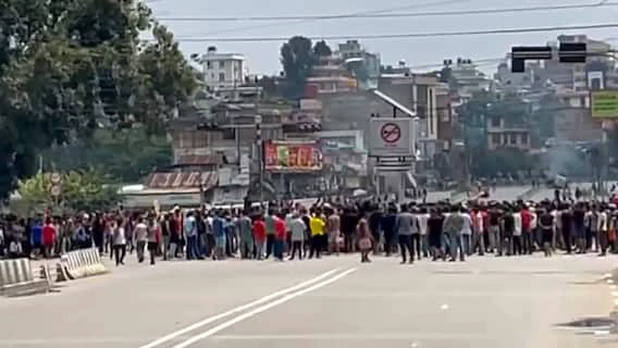 नेपाल प्रशासन ने कर्फ्यू में दी ढील, सीमा पर समान्य हुए हालात, भारतीय टूरिस्टों को मिली एंट्री