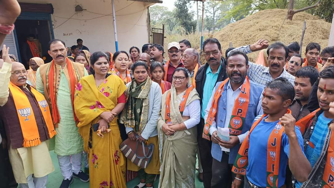 मोर आवास मोर अधिकार के दौरान 372 लोग बीजेपी प्रवेश:  - रेणुका सिंह 