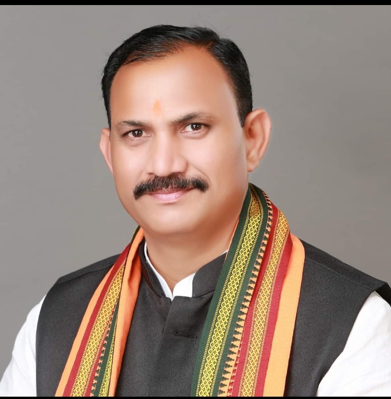 लोकसभा चुनाव को लेकर प्रेमनगर विधानसभाक्षेत्र के  बूथस्तरीय कार्यकर्ता सम्मेलन मे स्वास्थ्य मंत्री श्यामबिहारी जायसवाल होंगे शामिल साधुराम सेवाकुंज मे आज करेंगे कार्यकर्ताओं से संवाद